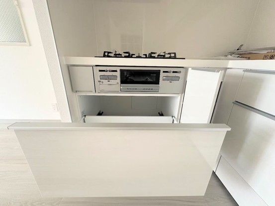 apartment 埼玉県入間市大字下藤沢1317-1 ヨークマート入間1階