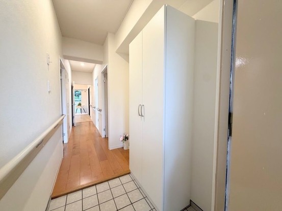apartment 埼玉県入間市大字下藤沢1317-1 ヨークマート入間1階