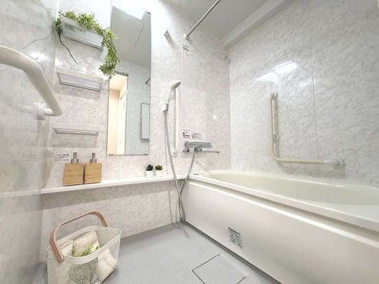apartment 埼玉県入間市大字下藤沢1317-1 ヨークマート入間1階