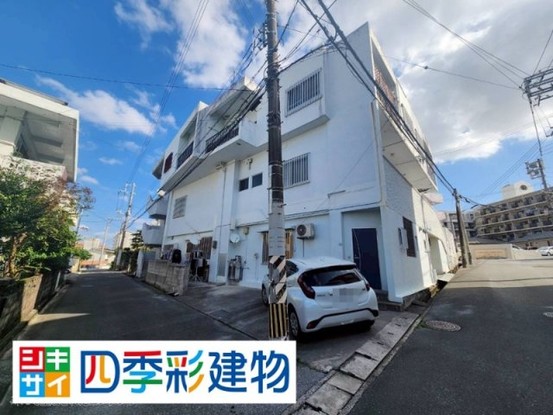 apartment 沖縄県那覇市小禄１丁目沖縄県那覇市小禄1-21-25 高良荘１階