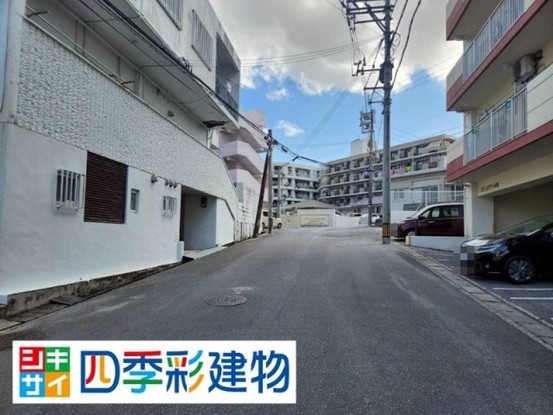 apartment 沖縄県那覇市小禄１丁目沖縄県那覇市小禄1-21-25 高良荘１階