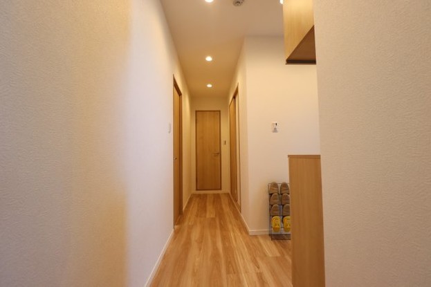 apartment 沖縄県那覇市小禄１丁目沖縄県那覇市小禄1-21-25 高良荘１階