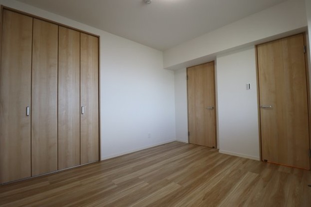 apartment 沖縄県那覇市小禄１丁目沖縄県那覇市小禄1-21-25 高良荘１階