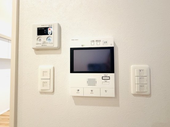 apartment 沖縄県那覇市小禄１丁目沖縄県那覇市小禄1-21-25 高良荘１階
