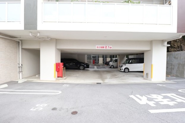 apartment 沖縄県那覇市小禄１丁目沖縄県那覇市小禄1-21-25 高良荘１階