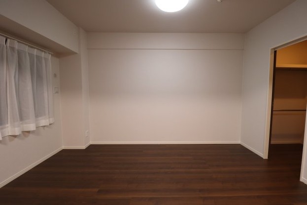 apartment 沖縄県那覇市小禄１丁目沖縄県那覇市小禄1-21-25 高良荘１階