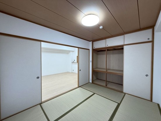 apartment 奈良県奈良市神功５丁目１－５ 、１階　ハウスドゥ奈良神功