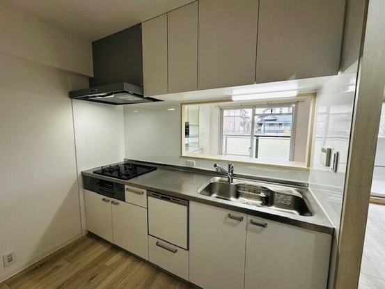 apartment 奈良県奈良市神功５丁目１－５ 、１階　ハウスドゥ奈良神功
