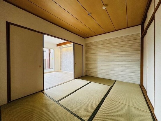 apartment 奈良県奈良市神功５丁目１－５ 、１階　ハウスドゥ奈良神功