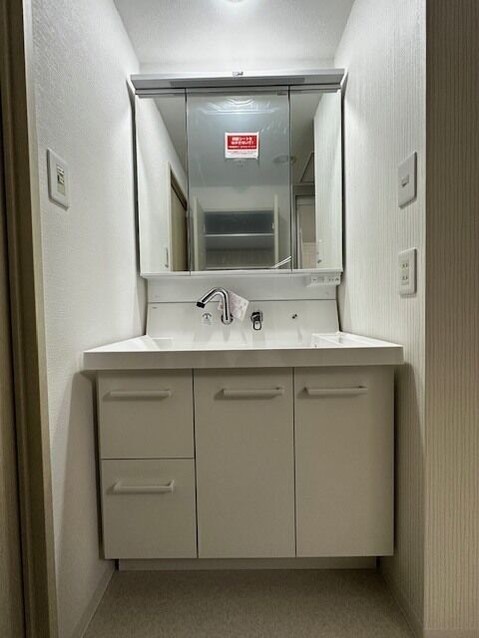 apartment 奈良県奈良市神功５丁目１－５ 、１階　ハウスドゥ奈良神功