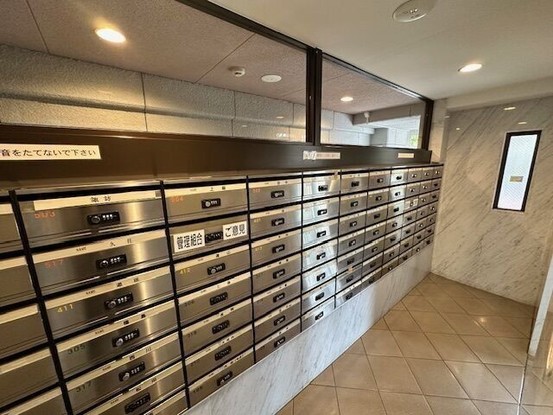 apartment 奈良県奈良市神功５丁目１－５ 、１階　ハウスドゥ奈良神功