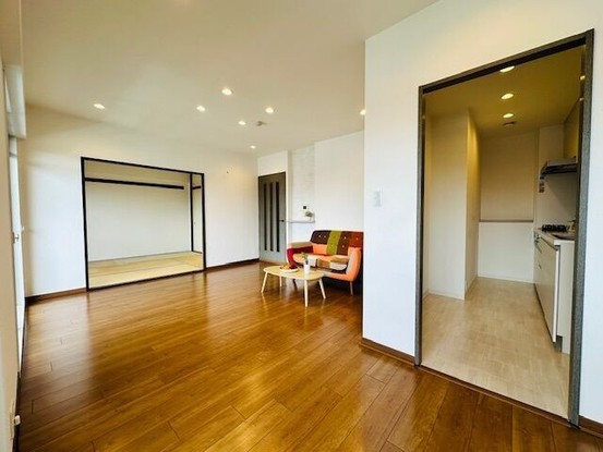 apartment 奈良県奈良市神功５丁目１－５ 、１階　ハウスドゥ奈良神功