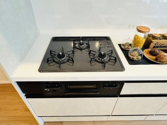 apartment 奈良県奈良市神功５丁目１－５ 、１階　ハウスドゥ奈良神功