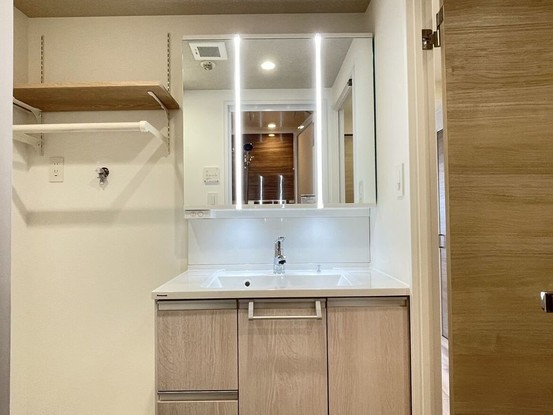 apartment 東京都小平市仲町652-3 マ・メゾンビル１階