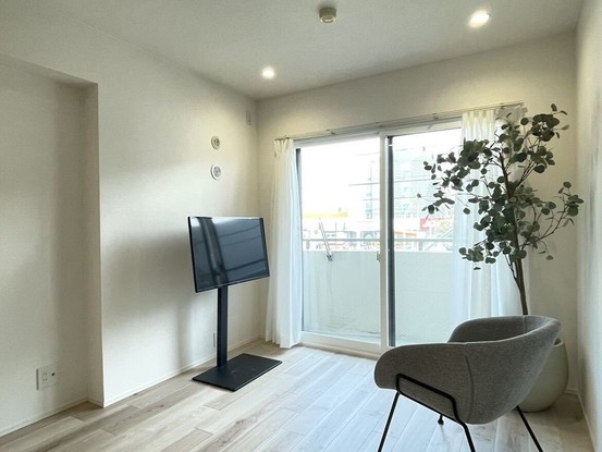 apartment 東京都小平市仲町652-3 マ・メゾンビル１階