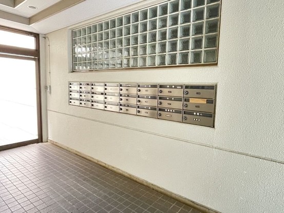 apartment 東京都小平市仲町652-3 マ・メゾンビル１階