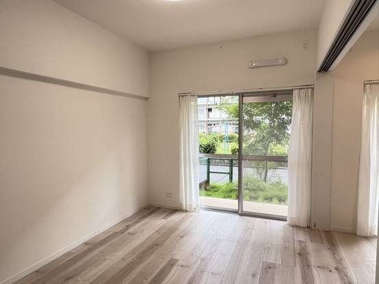 apartment 東京都小平市仲町652-3 マ・メゾンビル１階