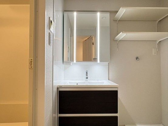 apartment 東京都小平市仲町652-3 マ・メゾンビル１階
