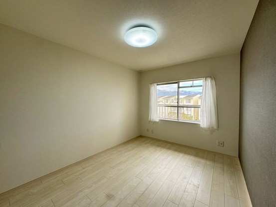 apartment 神奈川県厚木市田村町8-8 柳田ビル1階