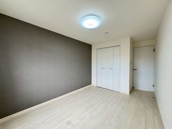 apartment 神奈川県厚木市田村町8-8 柳田ビル1階