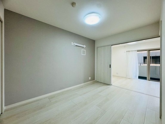 apartment 神奈川県厚木市田村町8-8 柳田ビル1階