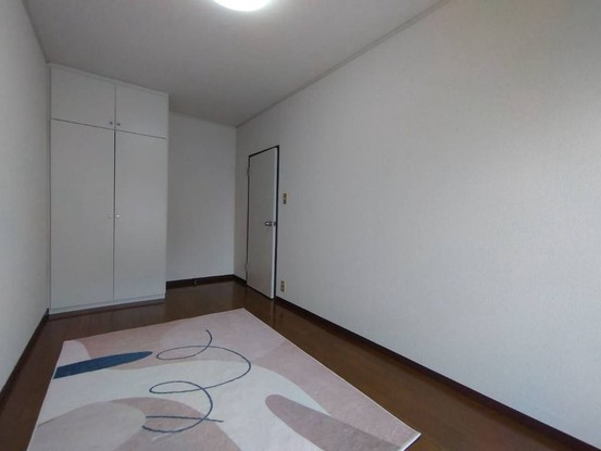 apartment 神奈川県厚木市田村町8-8 柳田ビル1階