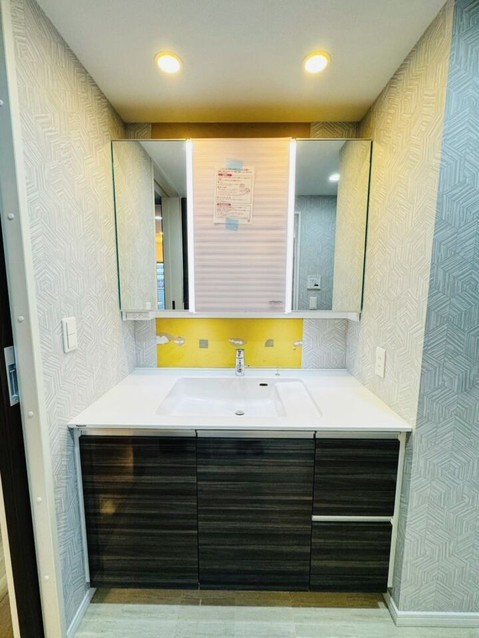 apartment 神奈川県厚木市田村町8-8 柳田ビル1階