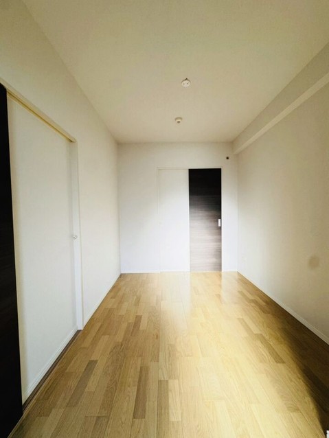 apartment 神奈川県厚木市田村町8-8 柳田ビル1階