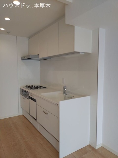 apartment 神奈川県厚木市田村町8-8 柳田ビル1階