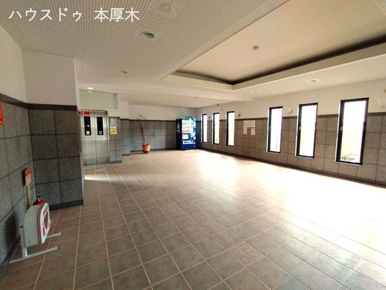 apartment 神奈川県厚木市田村町8-8 柳田ビル1階