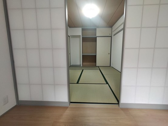 apartment 神奈川県厚木市田村町8-8 柳田ビル1階