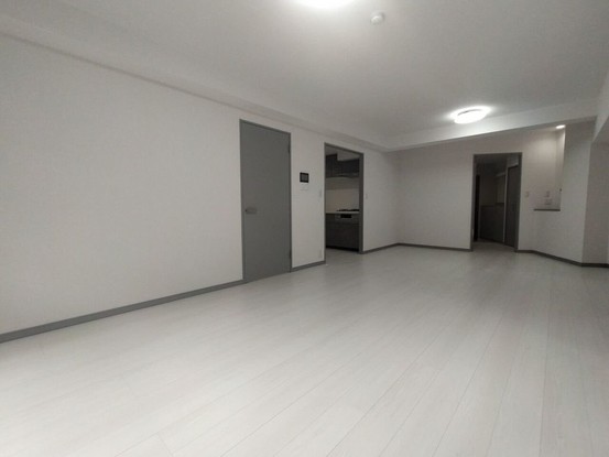apartment 神奈川県厚木市田村町8-8 柳田ビル1階