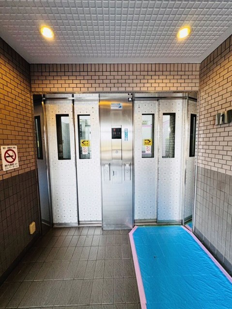 apartment 神奈川県厚木市田村町8-8 柳田ビル1階