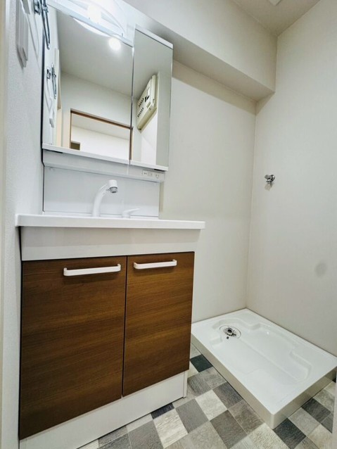 apartment 神奈川県厚木市田村町8-8 柳田ビル1階
