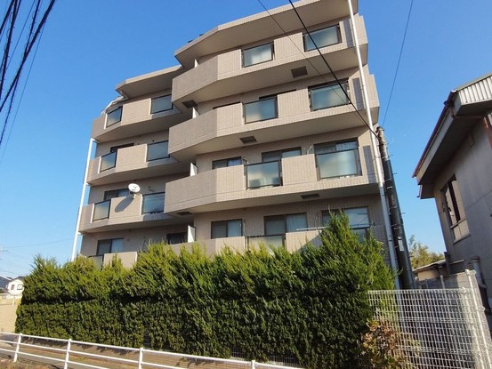 apartment 神奈川県厚木市田村町8-8 柳田ビル1階