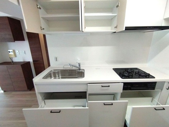 apartment 神奈川県厚木市田村町8-8 柳田ビル1階