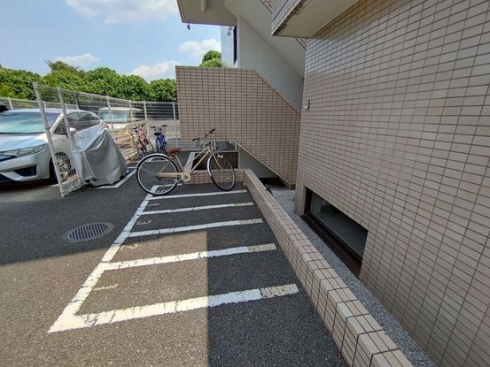 apartment 神奈川県厚木市田村町8-8 柳田ビル1階