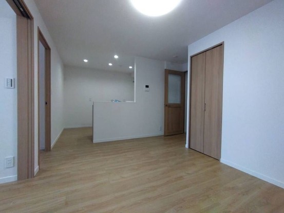 apartment 神奈川県厚木市田村町8-8 柳田ビル1階