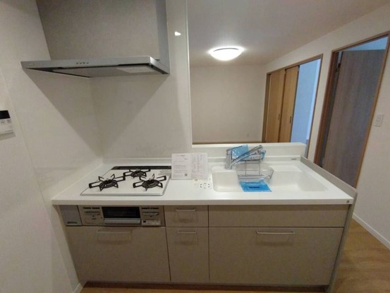 apartment 神奈川県厚木市田村町8-8 柳田ビル1階