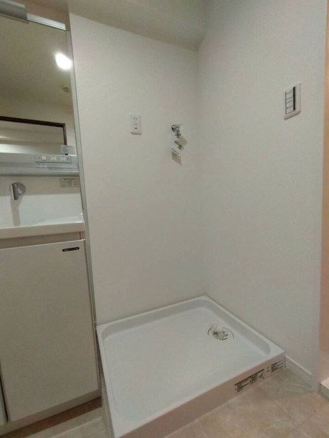 apartment 神奈川県厚木市田村町8-8 柳田ビル1階