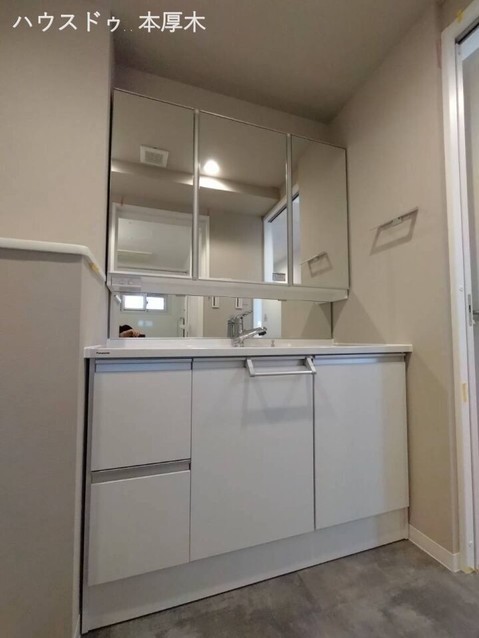 apartment 神奈川県厚木市田村町8-8 柳田ビル1階