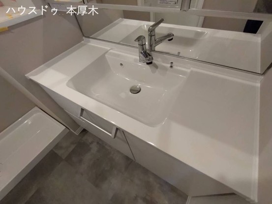 apartment 神奈川県厚木市田村町8-8 柳田ビル1階