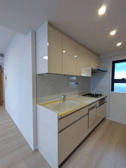 apartment 神奈川県厚木市田村町8-8 柳田ビル1階