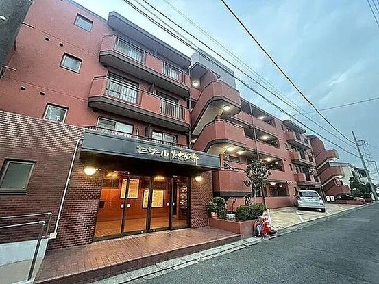 apartment 神奈川県海老名市東柏ケ谷２丁目
地図を見る