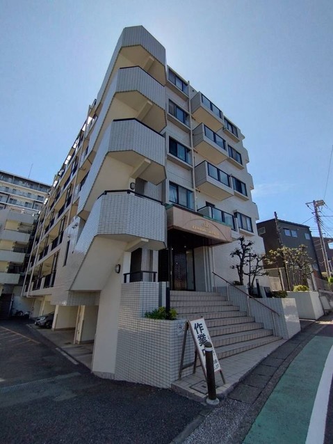 apartment 神奈川県海老名市柏ケ谷２丁目
地図を見る