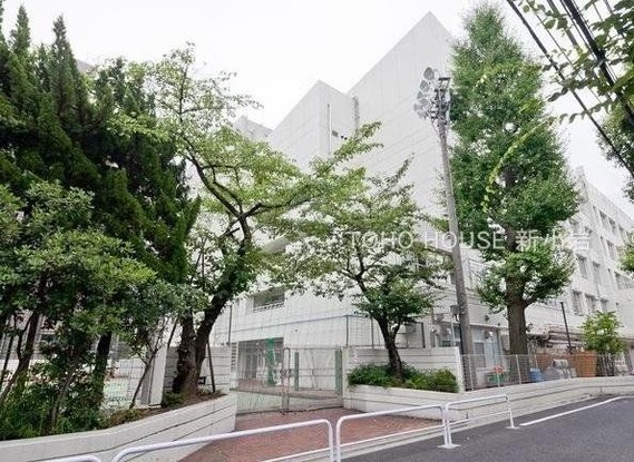 apartment 東京都葛飾区新小岩１丁目51－18 第二クレールパル　1F