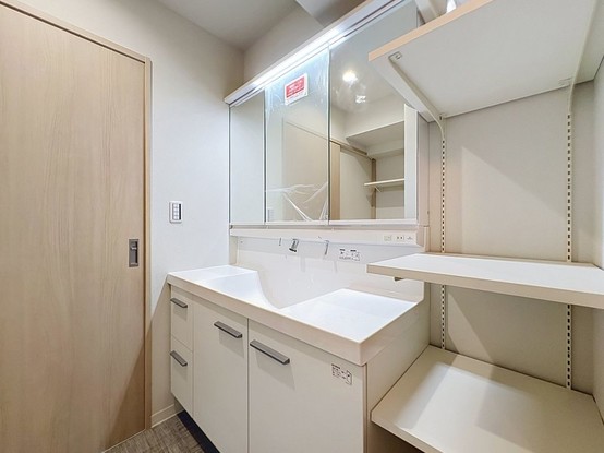 apartment 東京都葛飾区新小岩１丁目51－18 第二クレールパル　1F