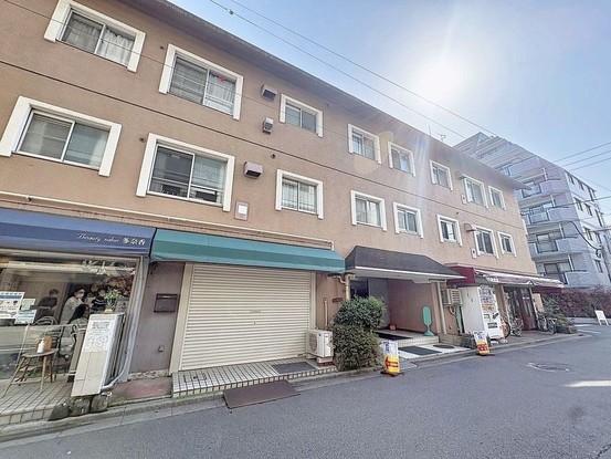apartment 東京都葛飾区新小岩１丁目51－18 第二クレールパル　1F