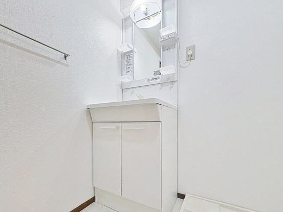 apartment 東京都葛飾区新小岩１丁目51－18 第二クレールパル　1F