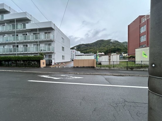 apartment 北海道札幌市南区南三十二条西９丁目
地図を見る
